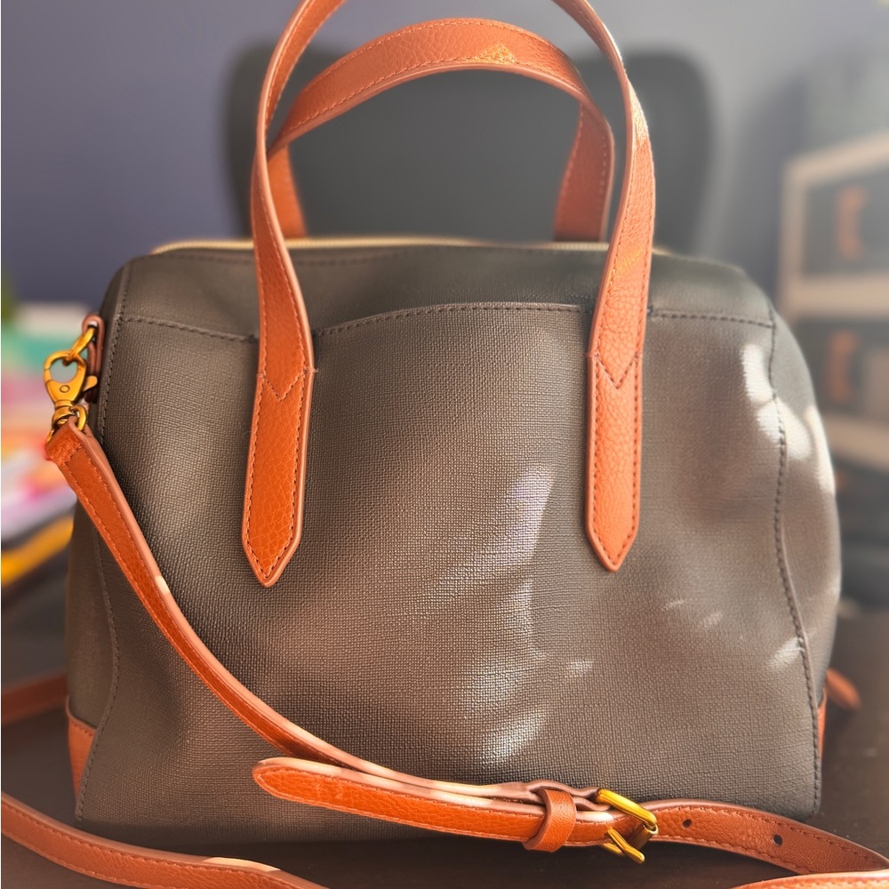 Fossil Sydney Satchel